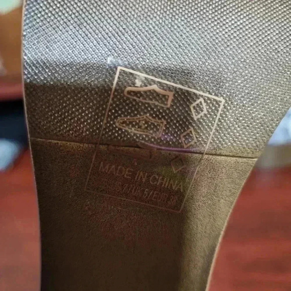 Qupid Sling Back Chunky Platforms. Size 7 - Picture 11 of 13